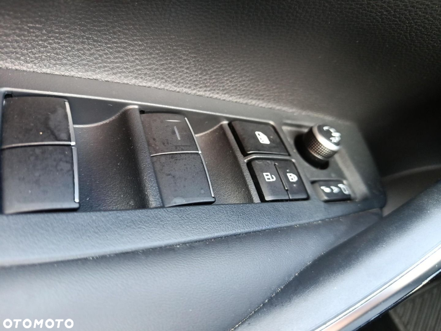 Toyota Corolla 1.8 Hybrid GR Sport Dynamic - 19