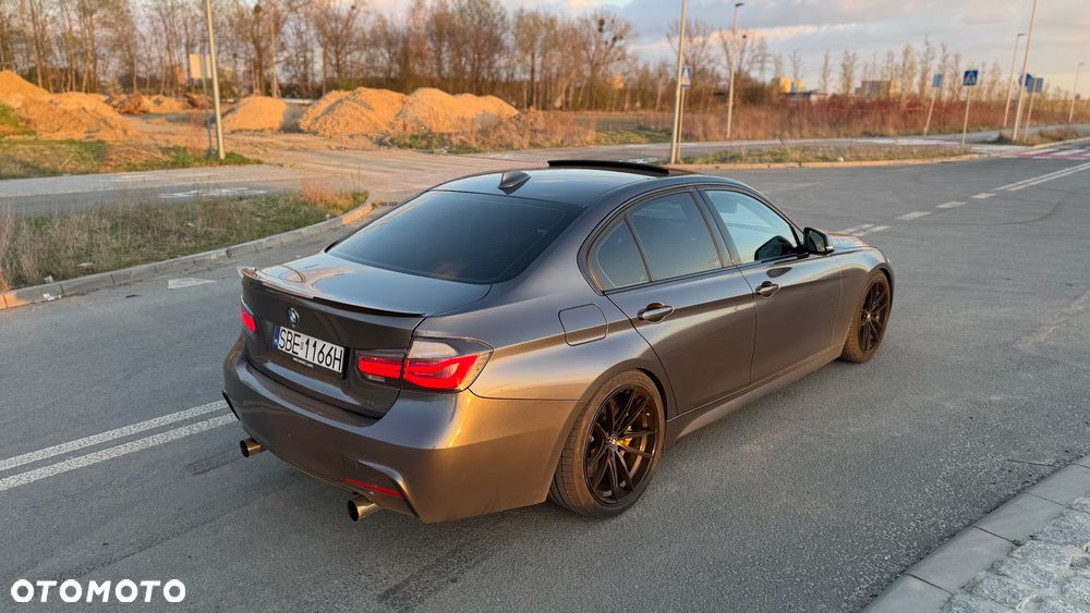 BMW Seria 3 335i M Sport - 7