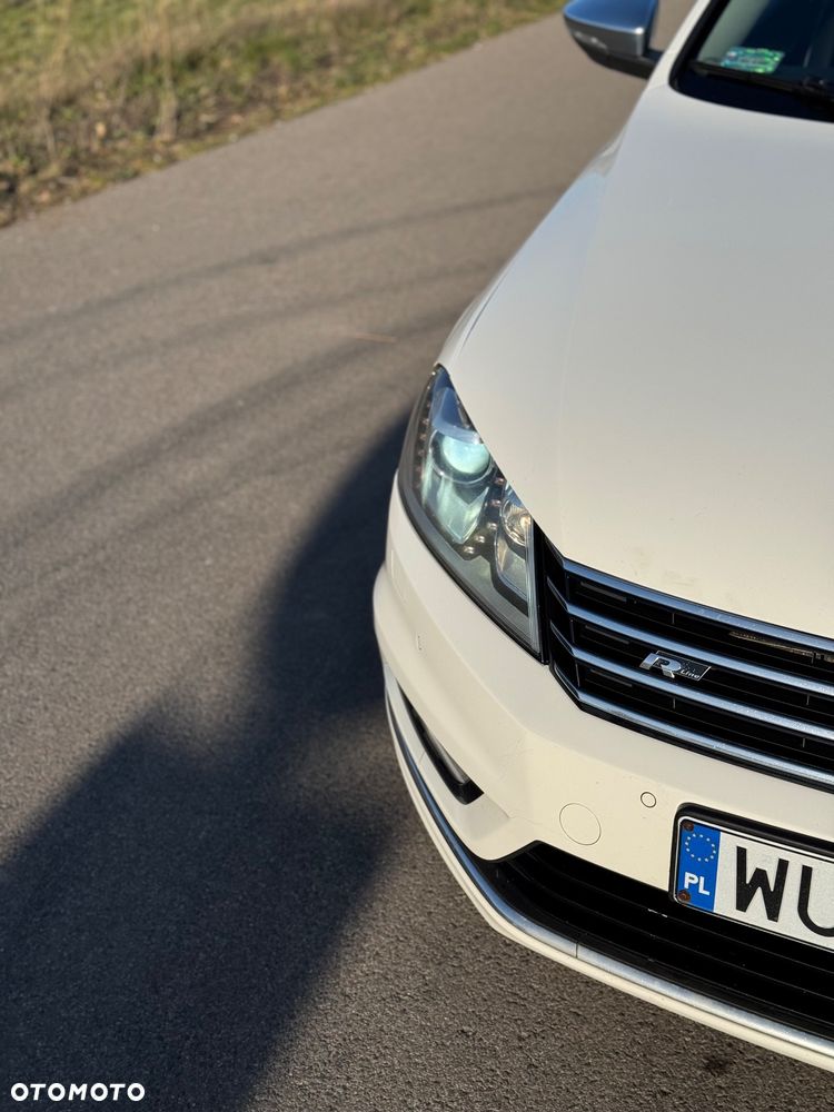 Volkswagen Passat 2.0 TDI Highline R-Style DSG - 14
