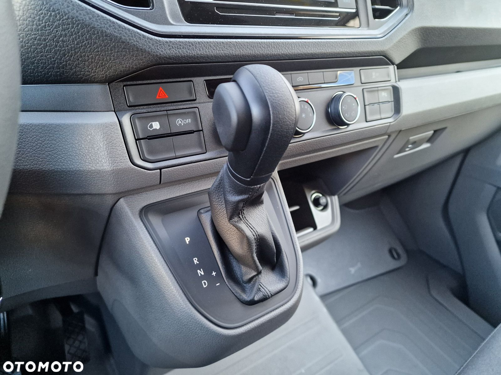 Volkswagen Crafter 2.0 TDI Automat 4Motion - 17