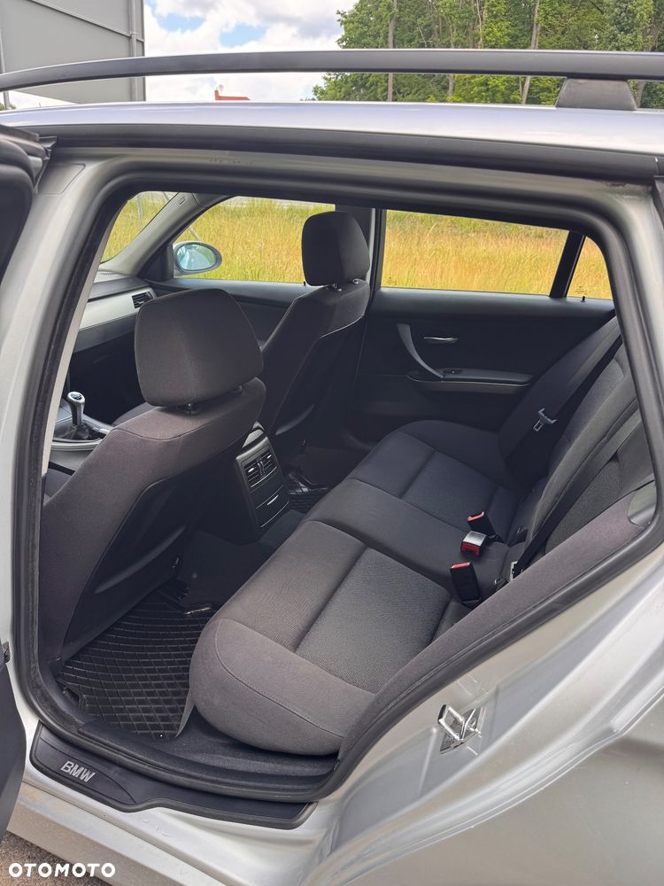 BMW Seria 3 - 8