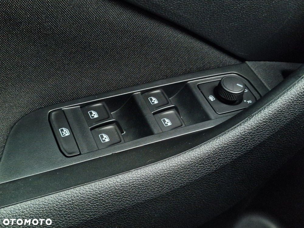 Skoda Kamiq 1.0 TSI Selection DSG - 20