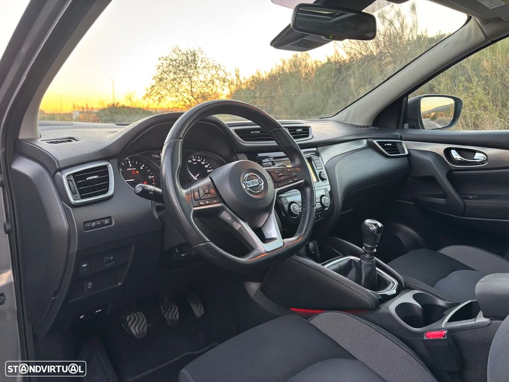 Nissan Qashqai 1.5 dCi N-Connecta 18 PS - 12