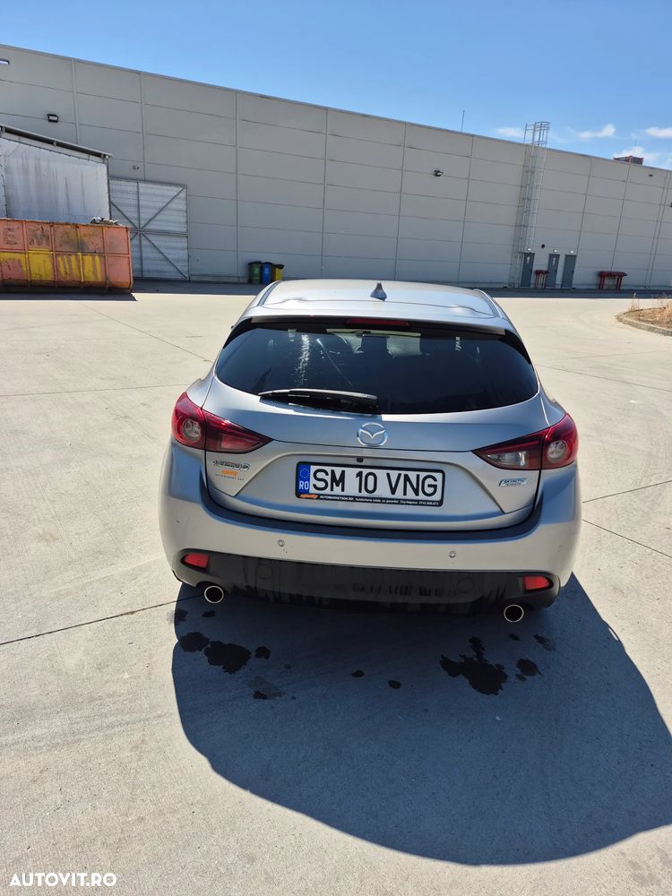 Mazda 3 - 6