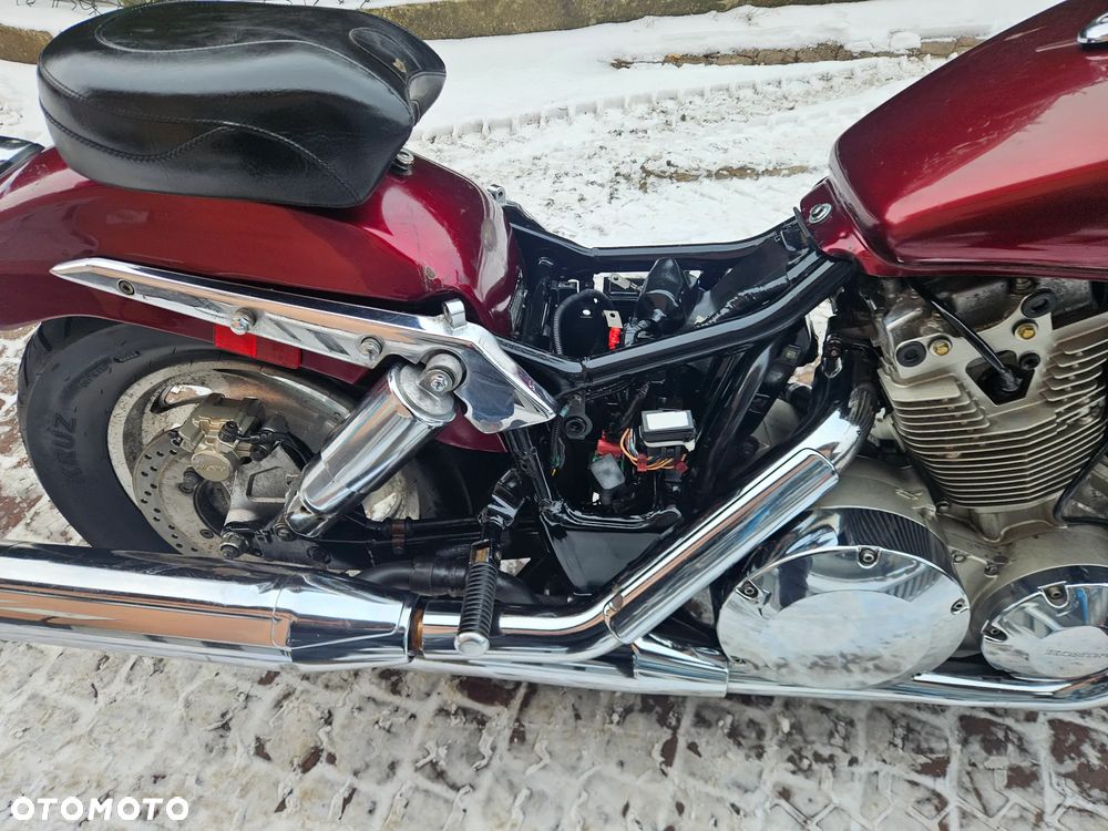 Honda VTX - 23