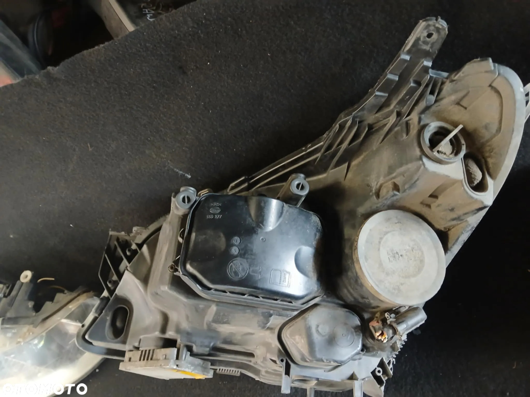 Opel Astra H Lampa przednia lewa, prawa Xenon - 10