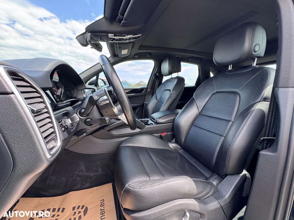 Porsche Cayenne Tiptronic S - 25