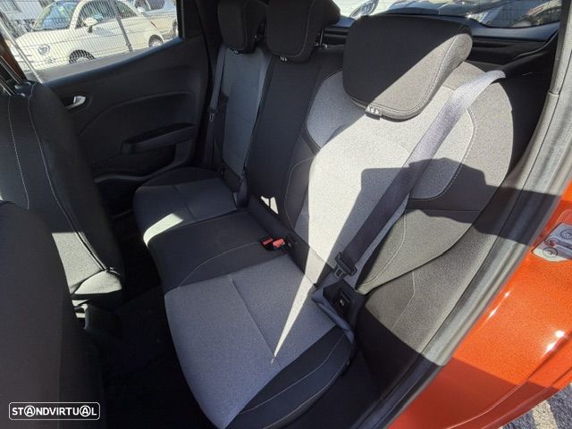 Renault Clio 1.0 TCe Evolution Bi-Fuel - 17