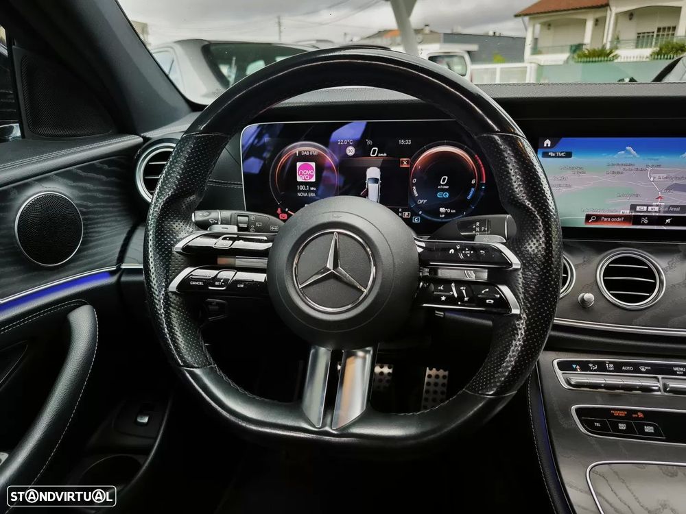Mercedes-Benz E 300 de AMG Line - 19