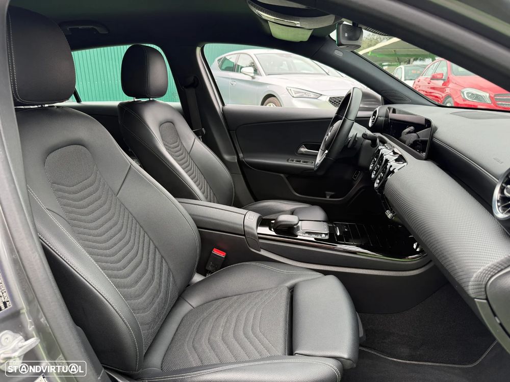 Mercedes-Benz A 250 e Progressive - 27