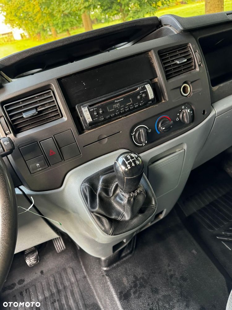 Ford Transit - 8