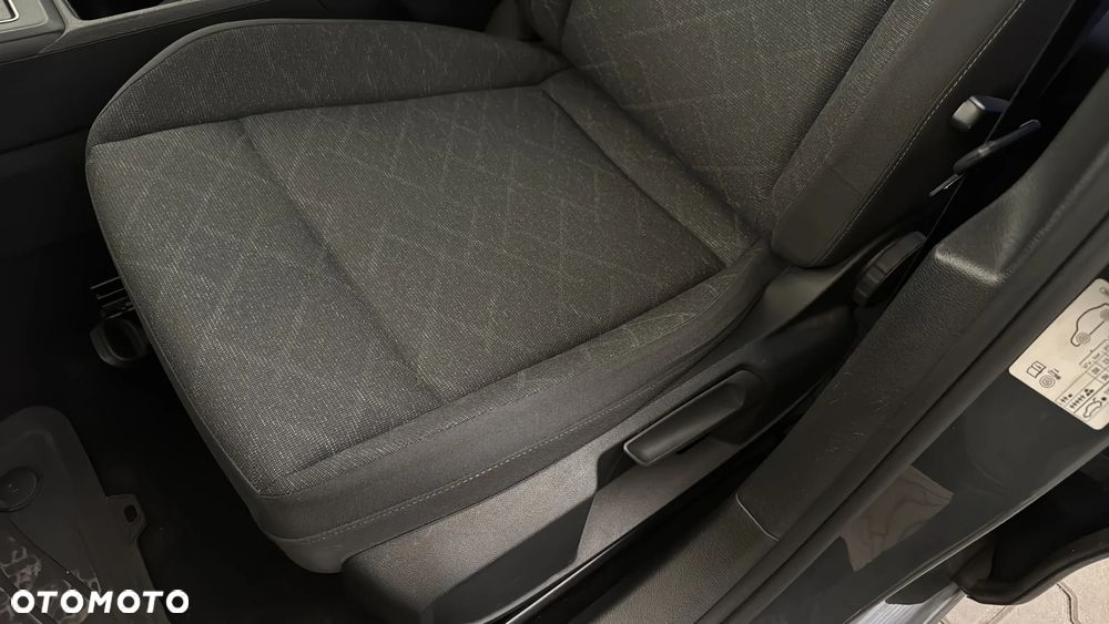 Volkswagen Golf 2.0 TDI Life - 30