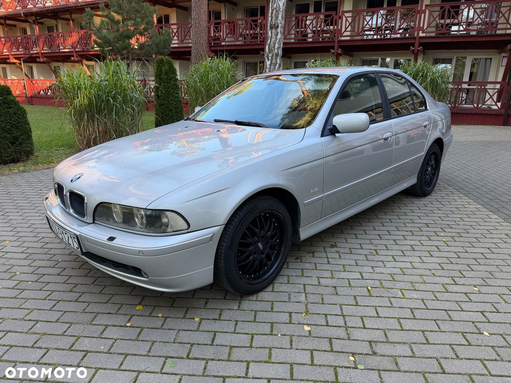 BMW Seria 5 520i - 1