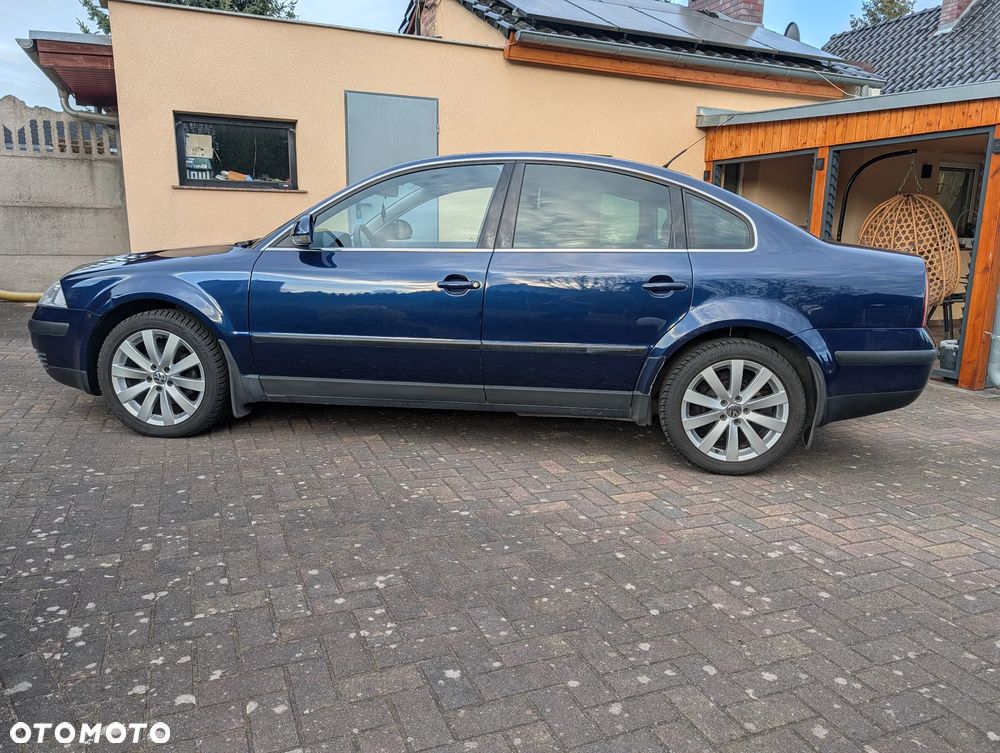 Volkswagen Passat 1.9 TDI - 11