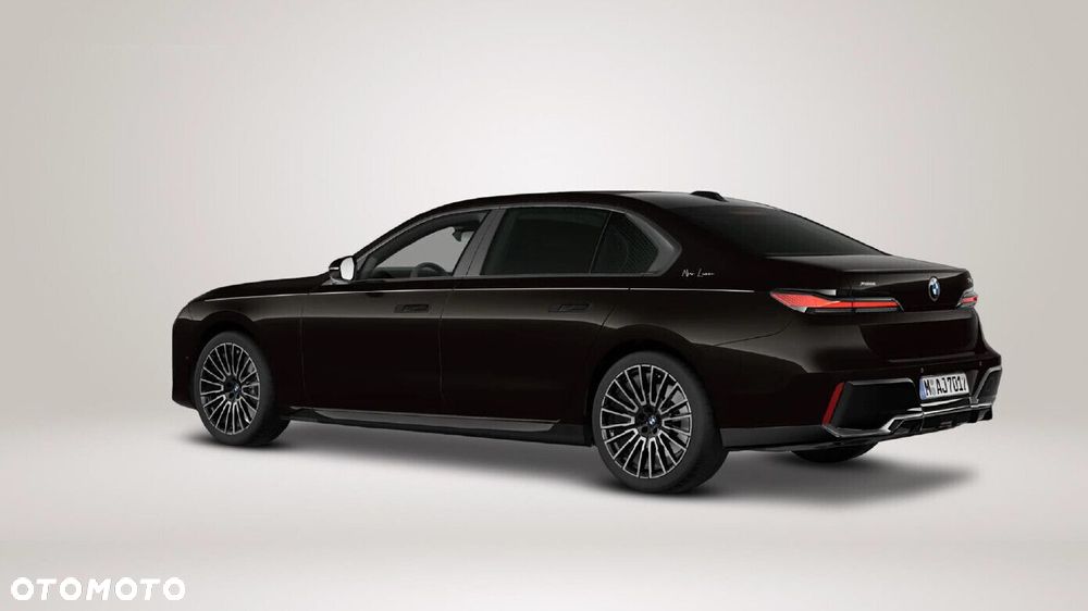 BMW Seria 7 - 16