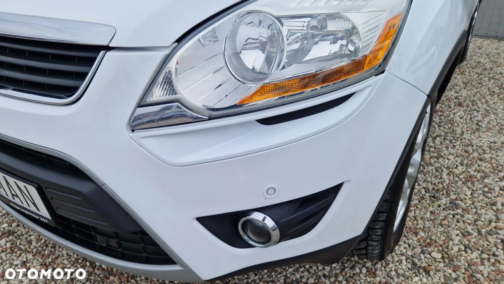 Ford Kuga 2.0 TDCi 2x4 Titanium - 26