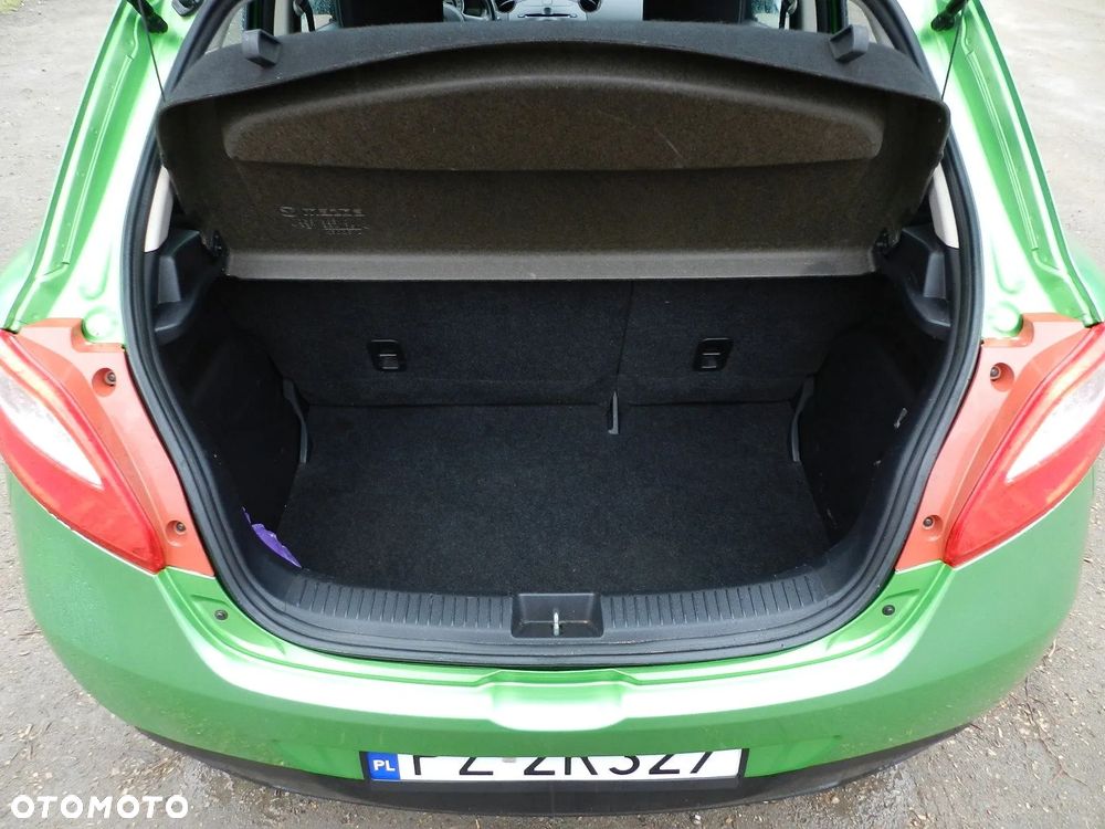 Mazda 2 - 11