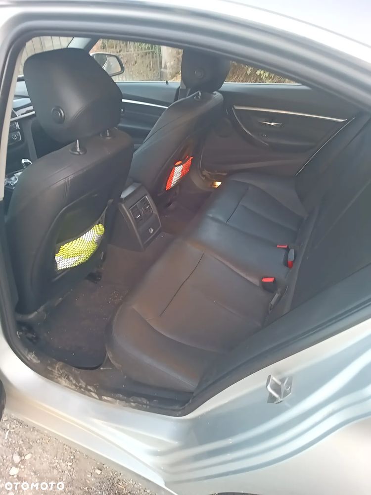 BMW Seria 3 330e iPerformance Luxury Line - 6