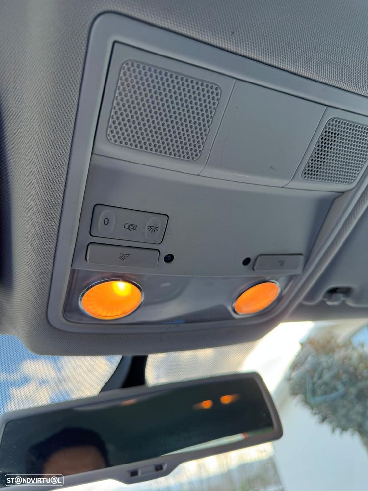 SEAT Leon SC 2.0 TDI DPF S&S Style - 7