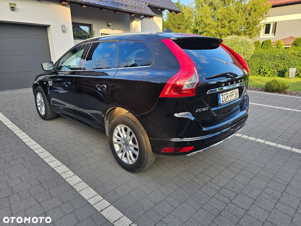 Volvo XC 60 D4 Drive-E Ocean Race - 4