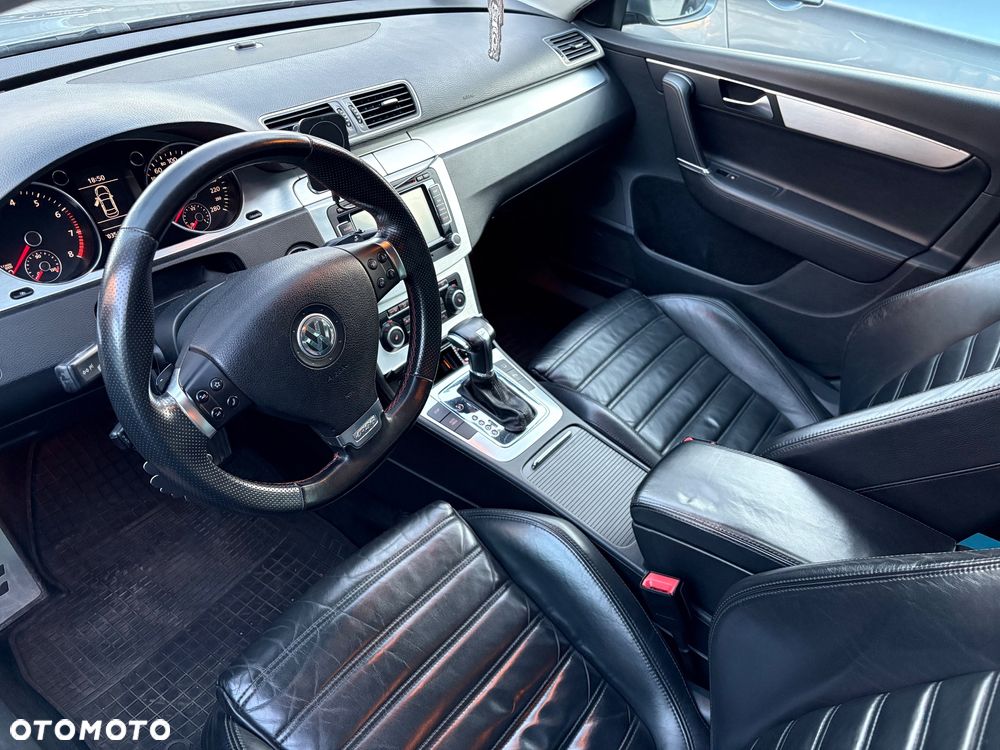 Volkswagen Passat - 26