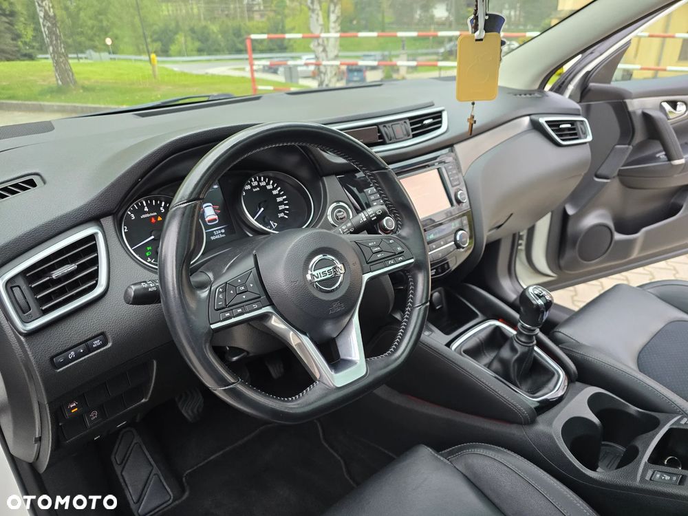 Nissan Qashqai 1.6 DIG-T Tekna - 22