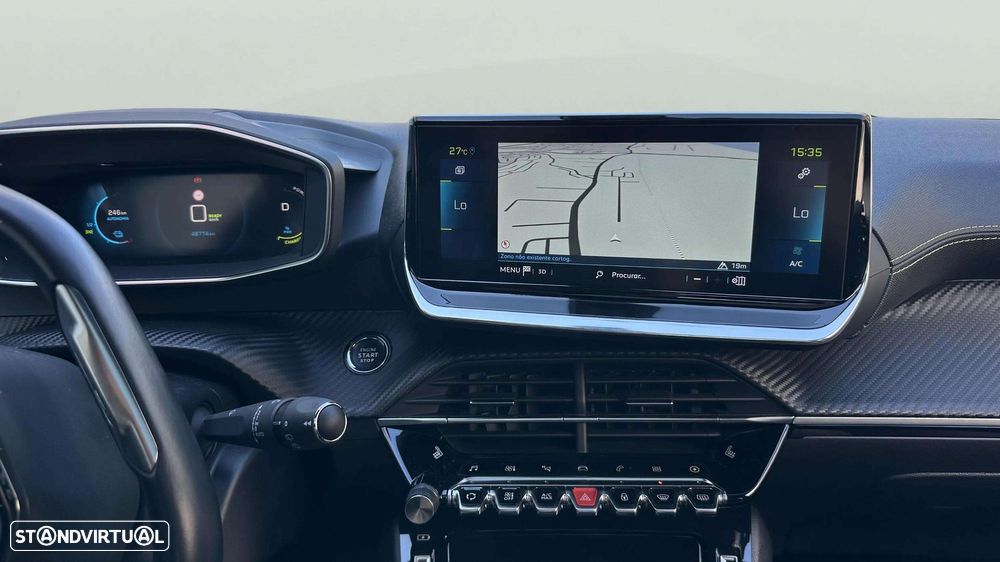 Peugeot e-2008 GT+ - 12