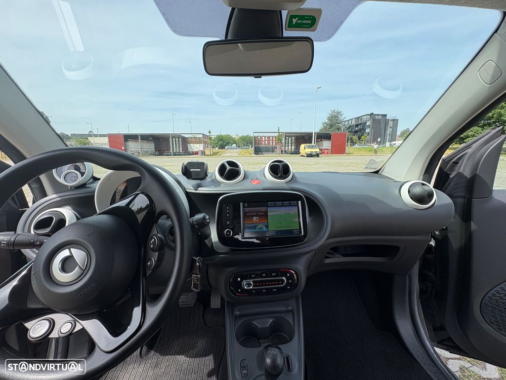 Smart ForTwo Coupé EQ prime edition one - 4