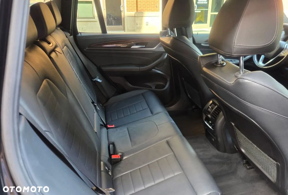 BMW X3 xDrive30i Luxury Line - 15