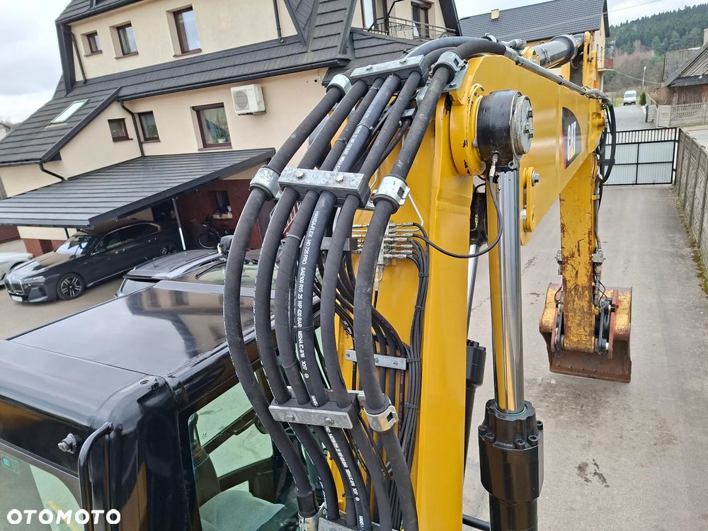 Caterpillar CAT M 318 D - 15