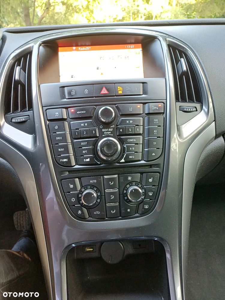 Opel Astra 1.6 CDTI Cosmo - 21