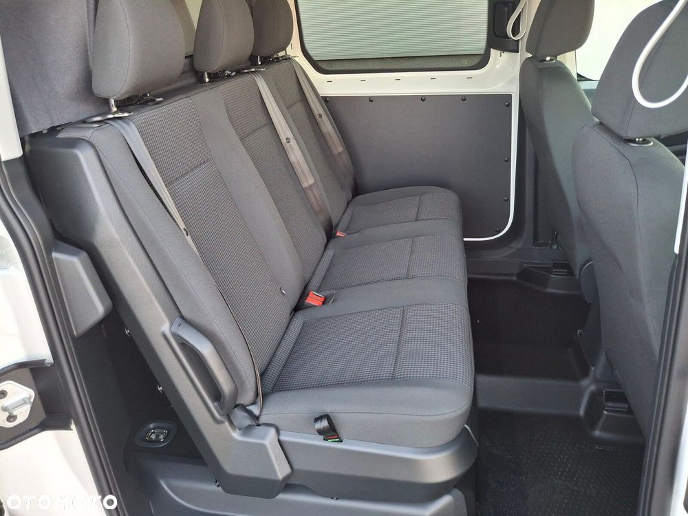 Volkswagen Caddy Flexible DSG - 23