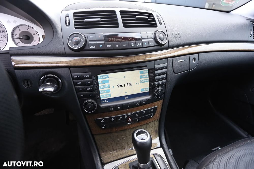 Mercedes-Benz E 320 CDI 4MATIC Automatik Avantgarde DPF - 16