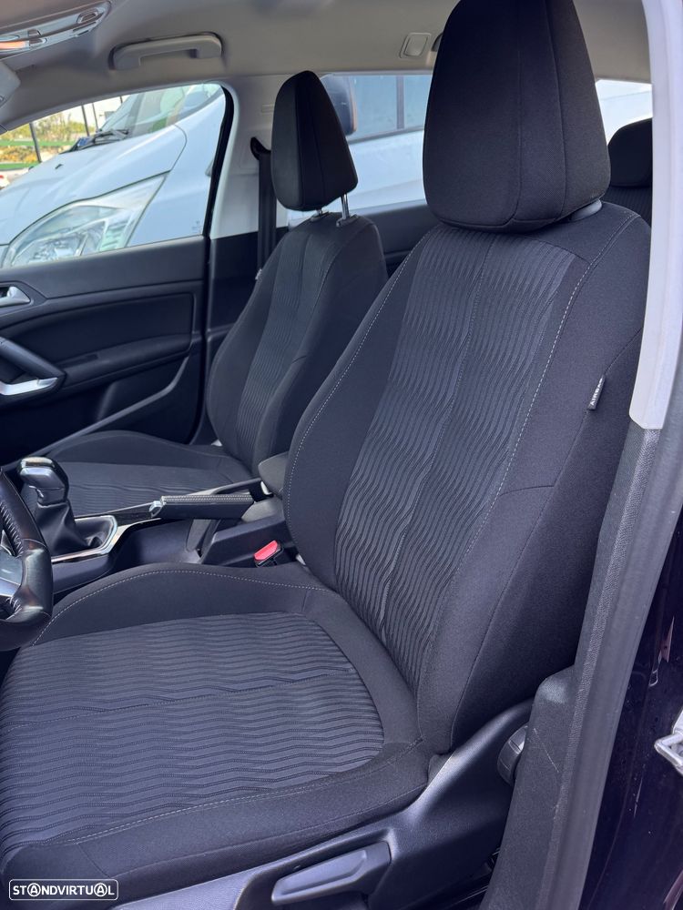 Peugeot 308 - 10