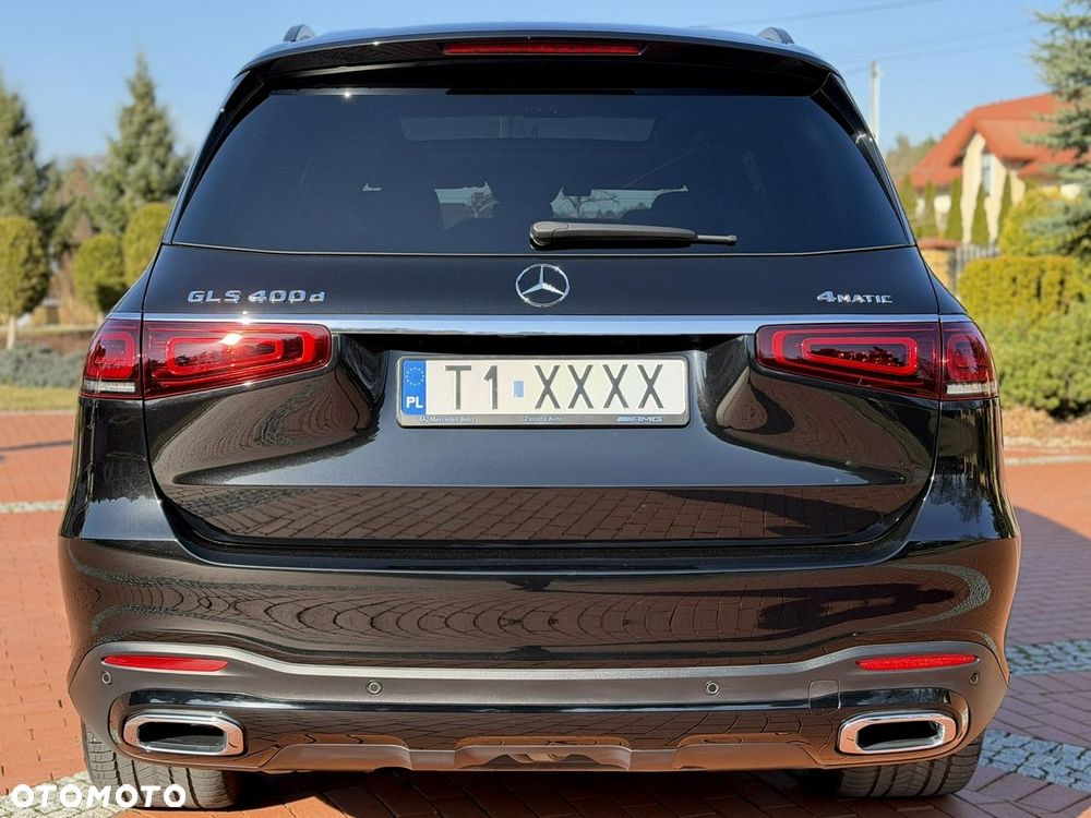 Mercedes-Benz GLS - 11