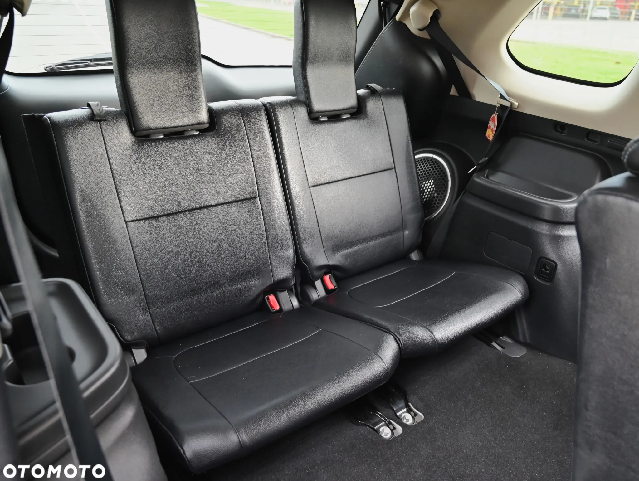 Mitsubishi Outlander - 33