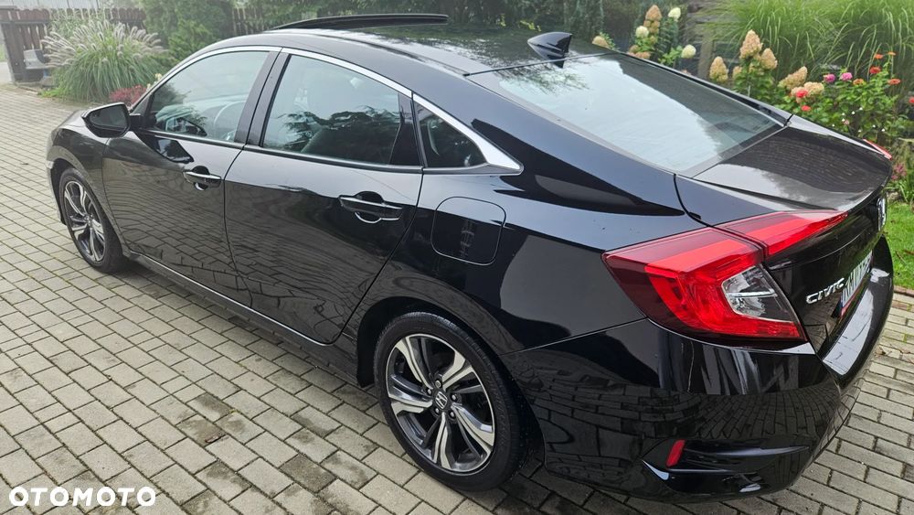 Honda Civic 1.5 T Executive CVT - 9