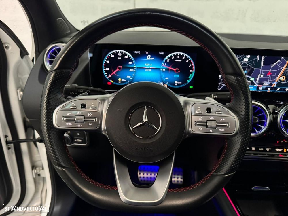 Mercedes-Benz GLA 250 e AMG Line - 15