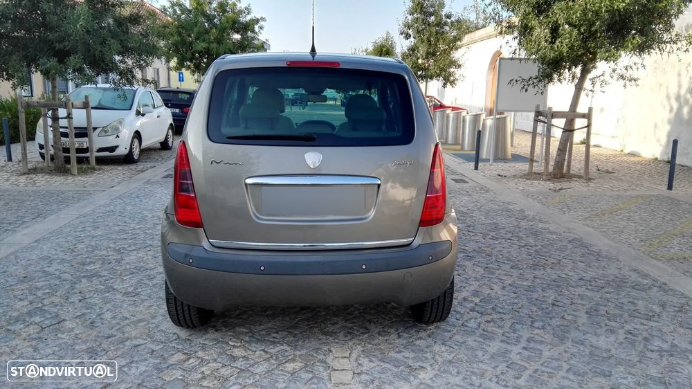 Lancia Musa 1.3 16V M-jet DFN Platino - 7