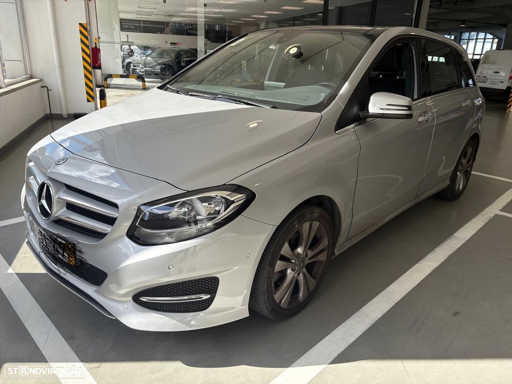 Mercedes-Benz B 180 Urban - 3