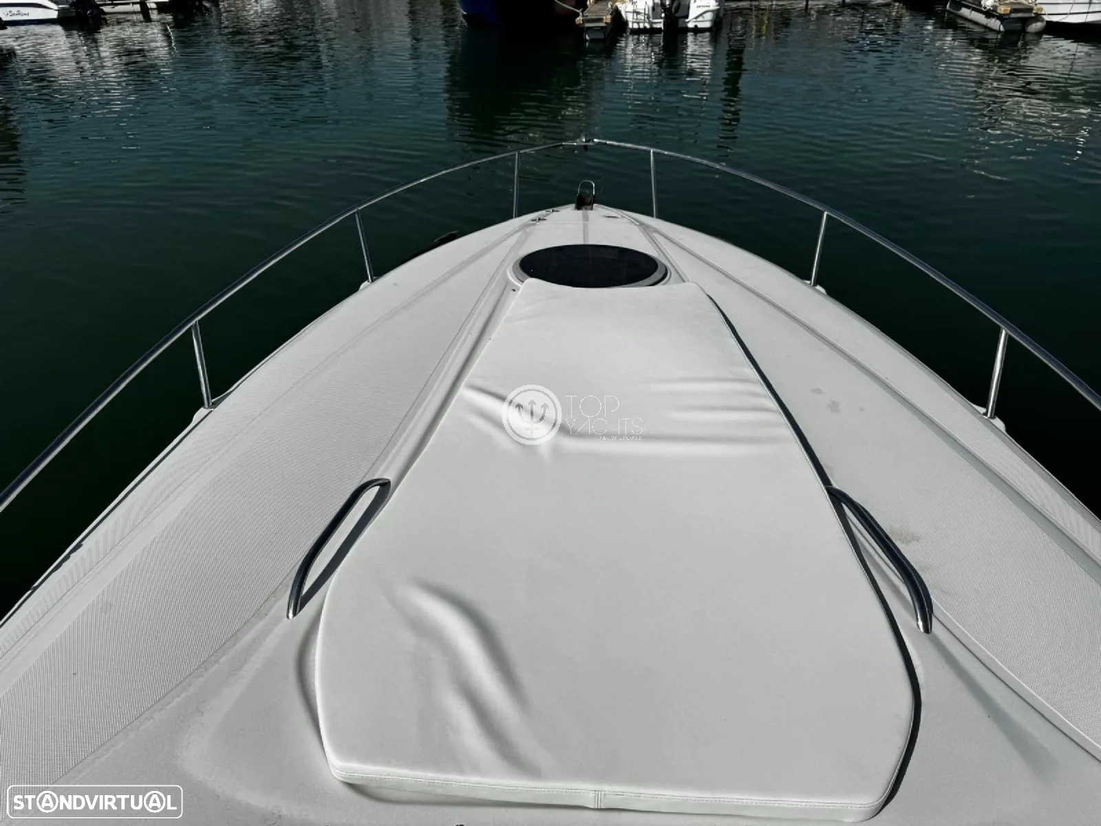 Crownline 315 SCR - 17