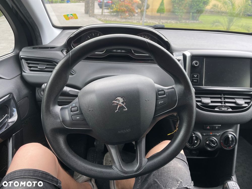 Peugeot 208 1.2 PureTech Active - 16