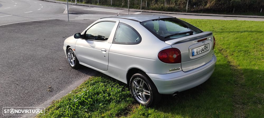 Renault Mégane Grand Coupe - 7