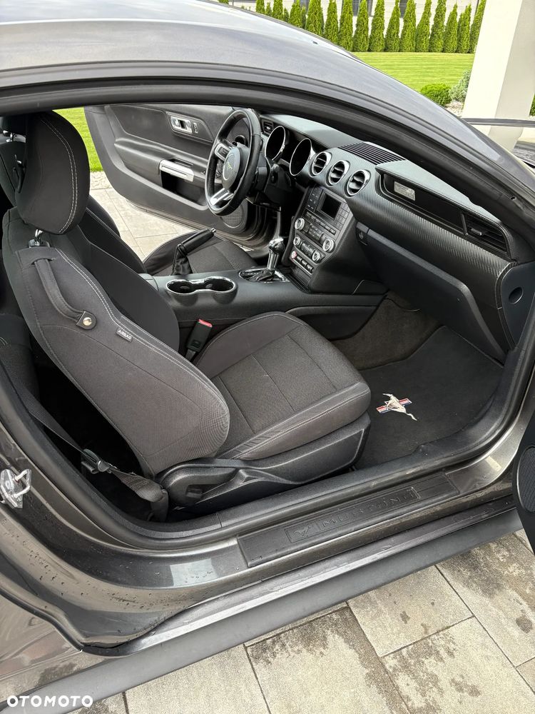 Ford Mustang 3.7 V6 - 3