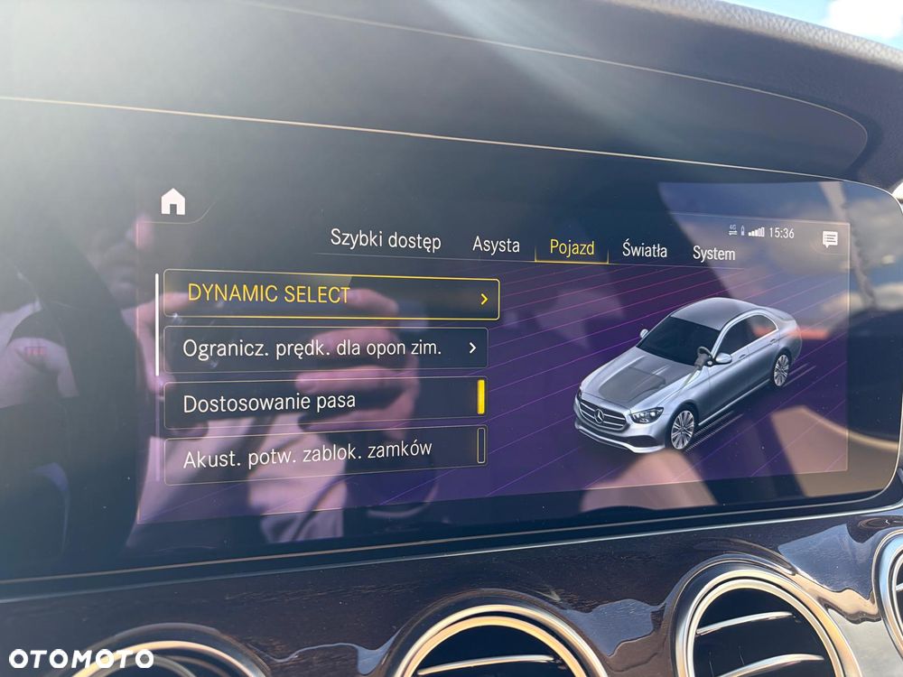Mercedes-Benz Klasa E 220 d 4-Matic AMG - 27