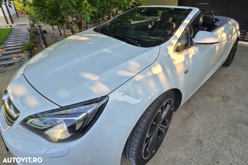 Opel Cascada 1.6 SIDI Turbo ecoFLEX Start/Stop Edition - 3