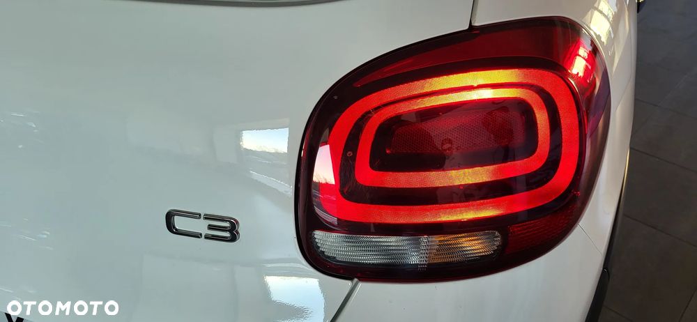 Citroën C3 1.2 PureTech Shine - 33