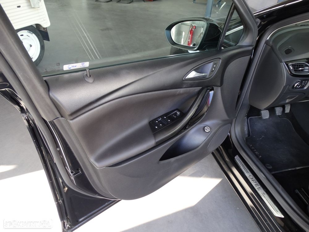 Opel Astra Sports Tourer 1.6 CDTI Innovation S/S - 14