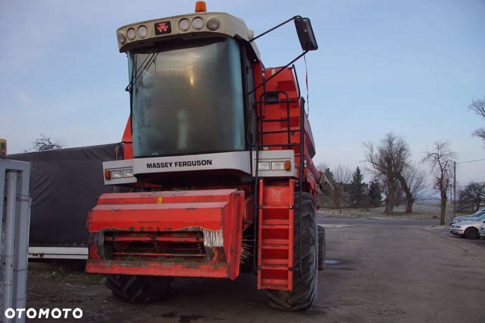 Kombajn na części - Massey Ferguson MF 36 7.6 220 KM 612 DSL 1997R Silnik Skrzynia Kabina Lampa Lusterko Schody Koło Deska Kokpit Sterownik Moduł Czujnik Kierownica Fotel - 12