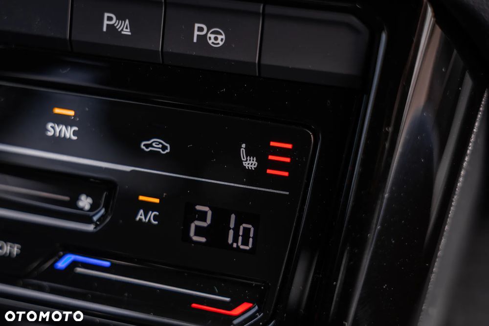 Volkswagen T-Roc 1.5 TSI Final Edition DSG - 32